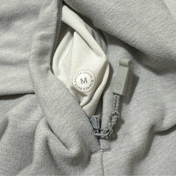 Lululemon Surge Warm 1/2 Zip Pullover Size M  Heathered Sea Salt Grey $128 - Picture 6 of 6